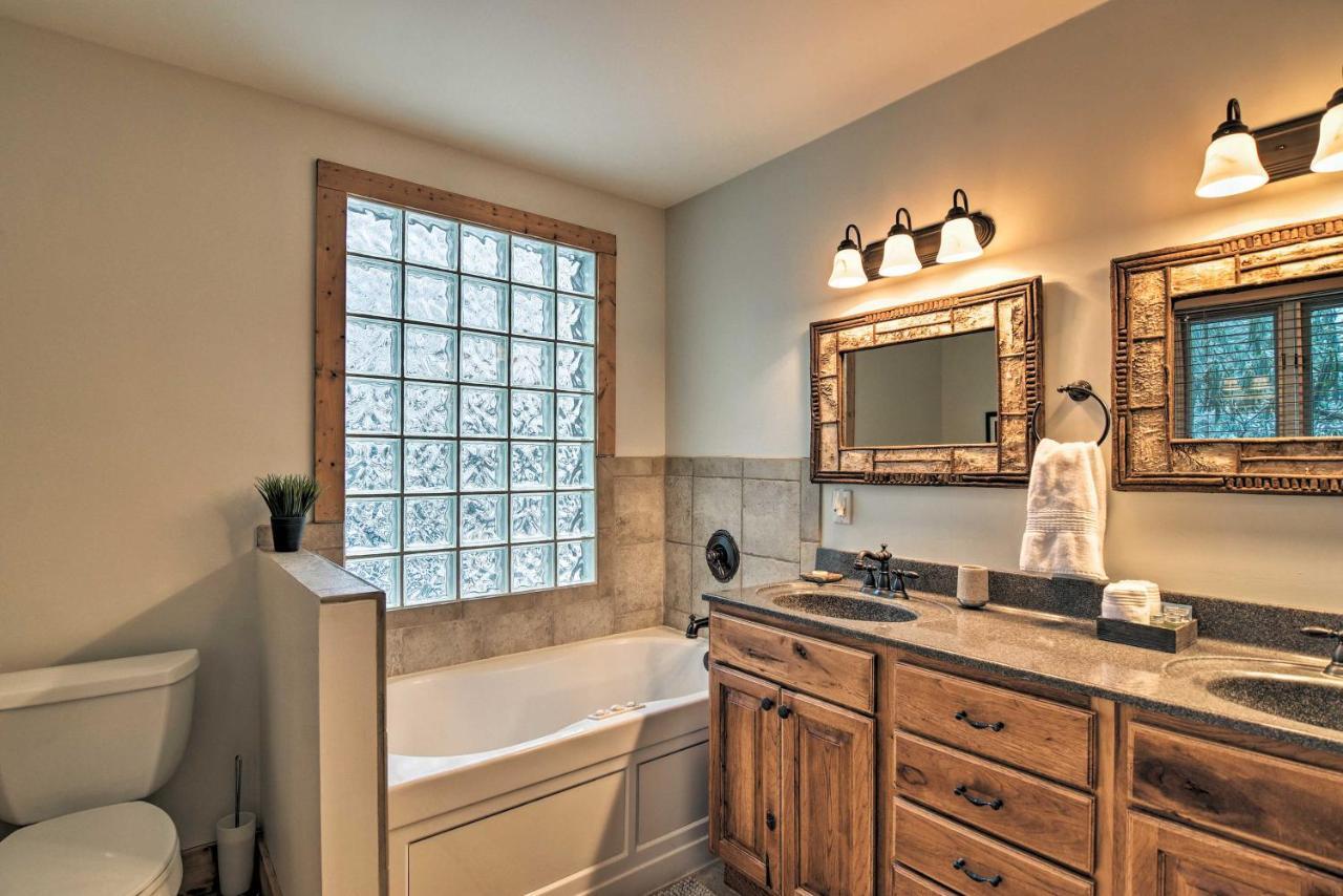 Cabin With Hot Tub And Mountain Views Less Than 5 Mi To Boone Blowing Rock Exterior photo